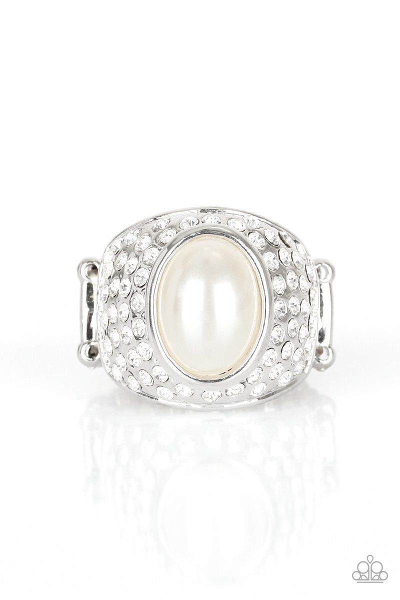 C125 - Glittering Go-Getter Blue Ring by Paparazzi Accessories on Fancy5Fashion.com